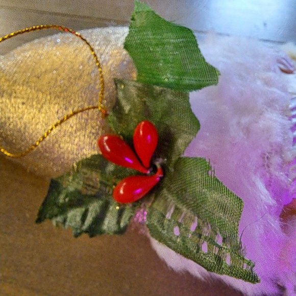 Vintage Santa Ornament - Picture 3 of 3